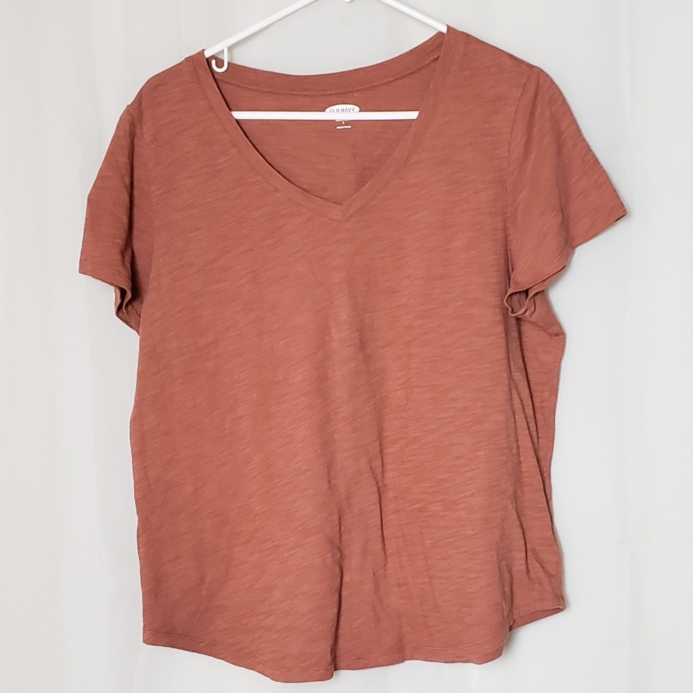 Women's Old Navy Bundle T-shirts - Picture 8 of 15